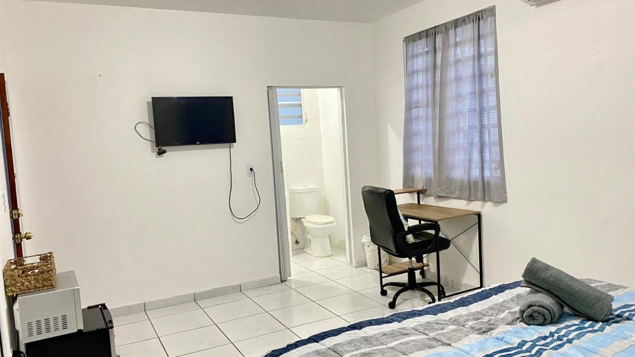 All You Need Studios Walking Distance To Beach Isla Verde ซานฮวน ภายนอก รูปภาพ
